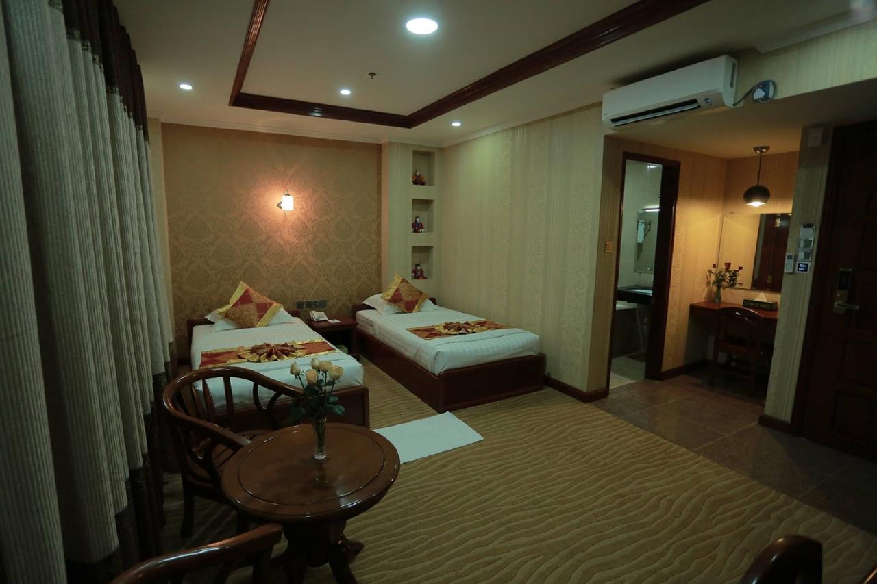 Silver City Hotel Mandalay Eksteriør billede