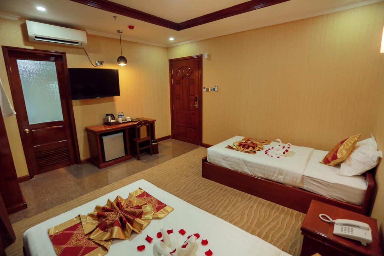 Silver City Hotel Mandalay Eksteriør billede