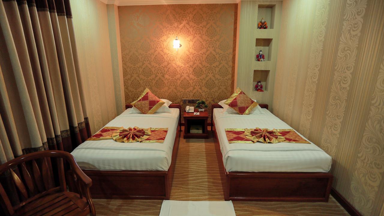 Silver City Hotel Mandalay Eksteriør billede